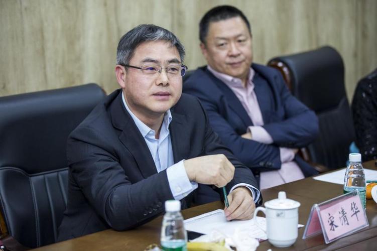 中南大股权投资校友会揭牌仪式暨新年茶话会在京举行